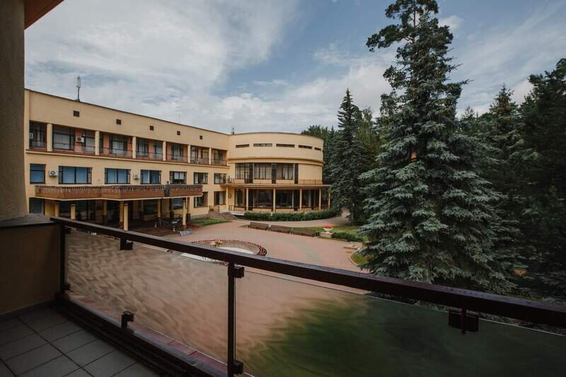 Сьют 2-местный 3-комнатный (корпус 4)