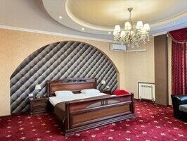 Люкс для 4 взрослых, Отель Альянс, Краснодар