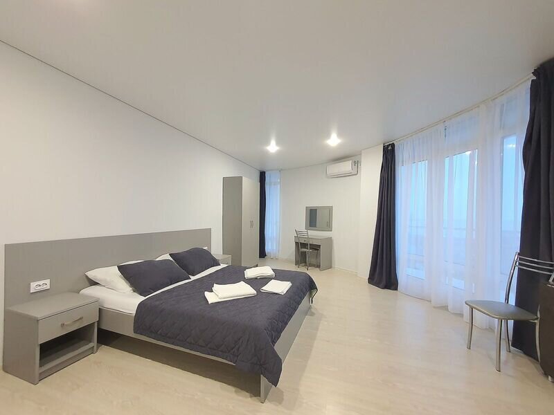 Студио Семейный 3-местный