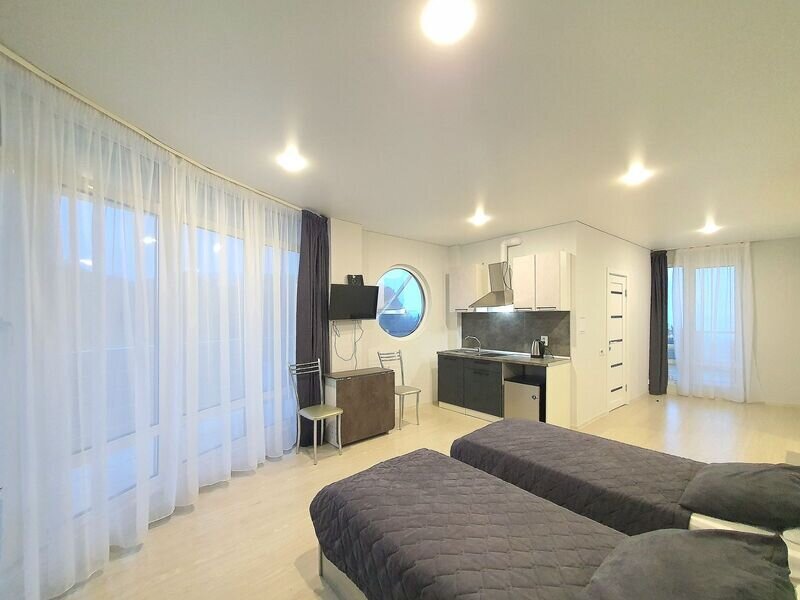 Студио Семейный 3-местный