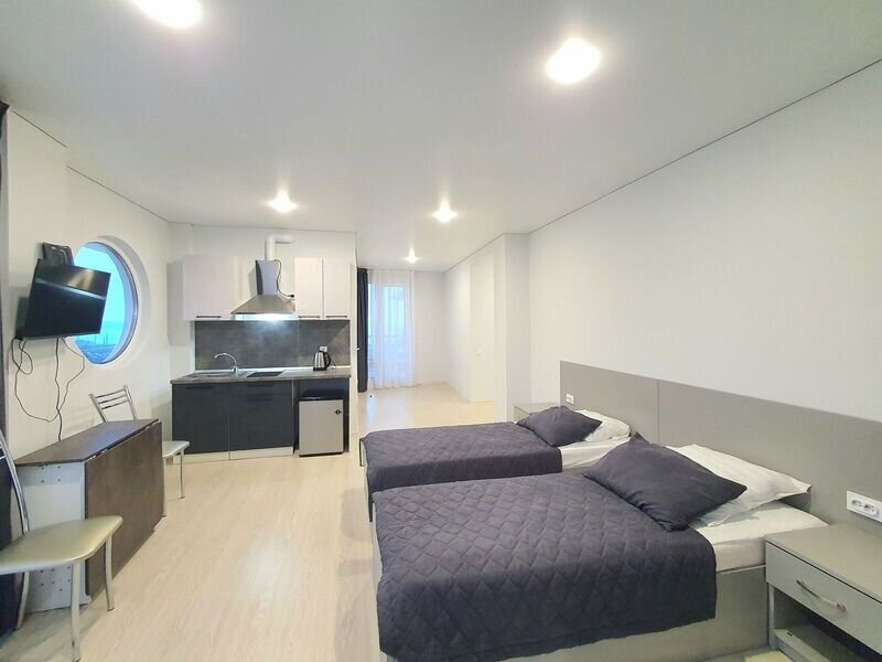 Студио Семейный 3-местный