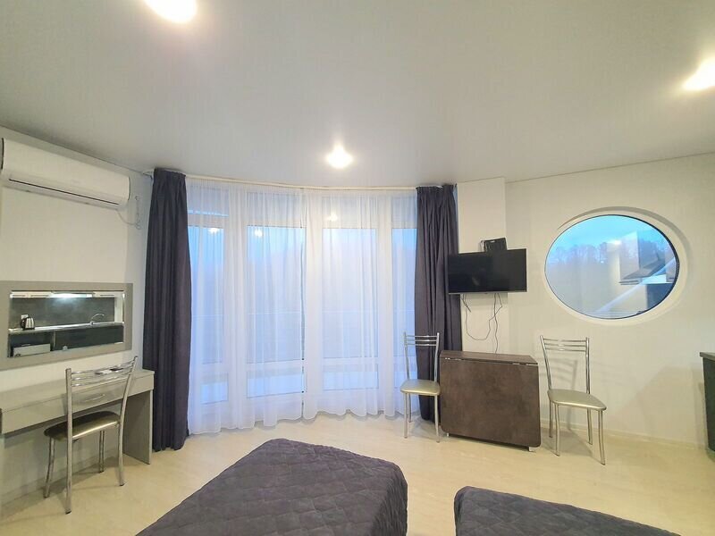 Студио Семейный 3-местный