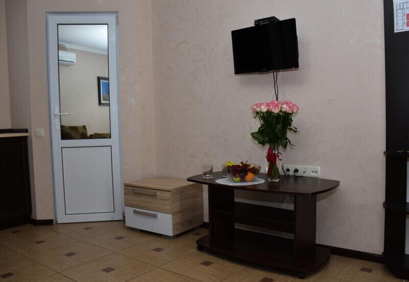 Люкс 4-местный 2-комнатный (с мини-кухней)