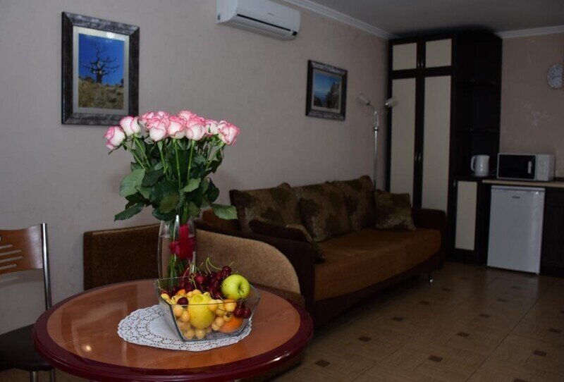 Люкс 4-местный 2-комнатный (с мини-кухней)