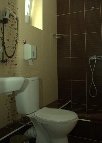 Люкс 4-местный 2-комнатный (с мини-кухней)