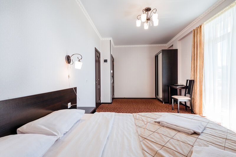 Полулюкс 2-местный (DBL)