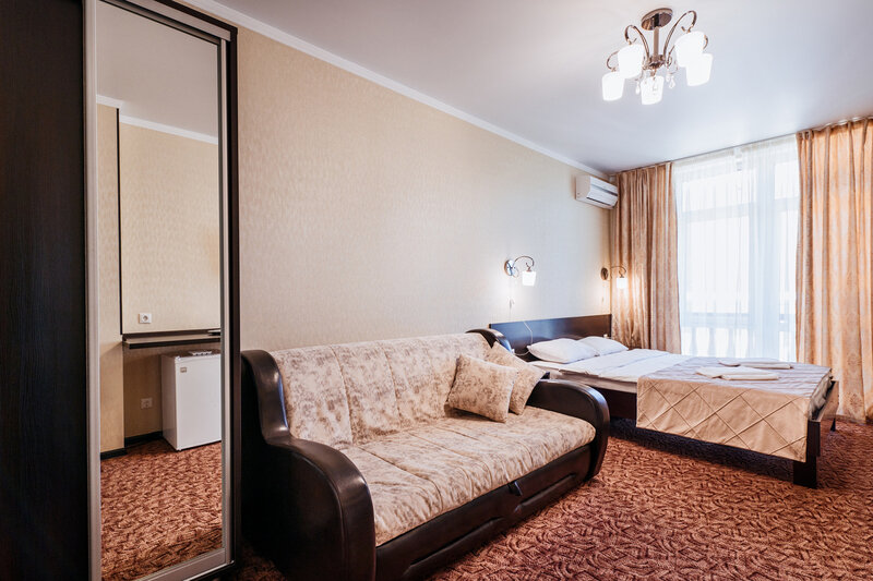 Полулюкс 3-местный