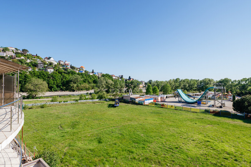 Полулюкс 3-местный