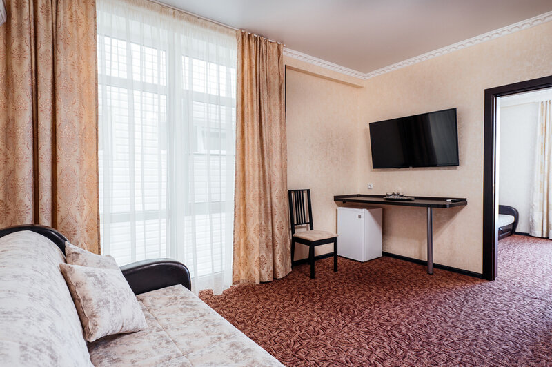 Полулюкс 5-местный