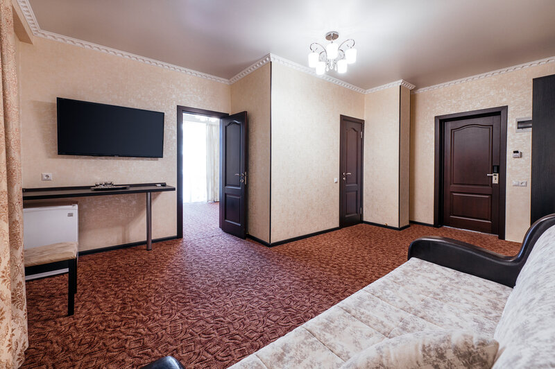 Полулюкс 5-местный