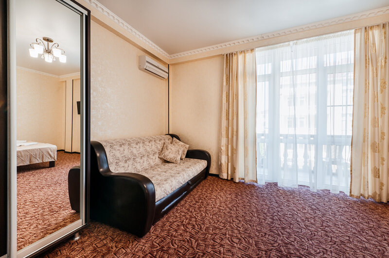 Полулюкс 5-местный