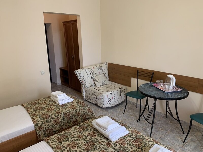 Стандартный 3-местный (2,3 этаж)