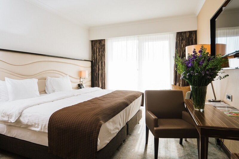 Стандартный 2-местный (с видом на море, на клубном этаже, кровать-трансформер)