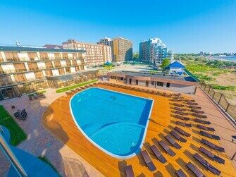 Отель Dream Hotel