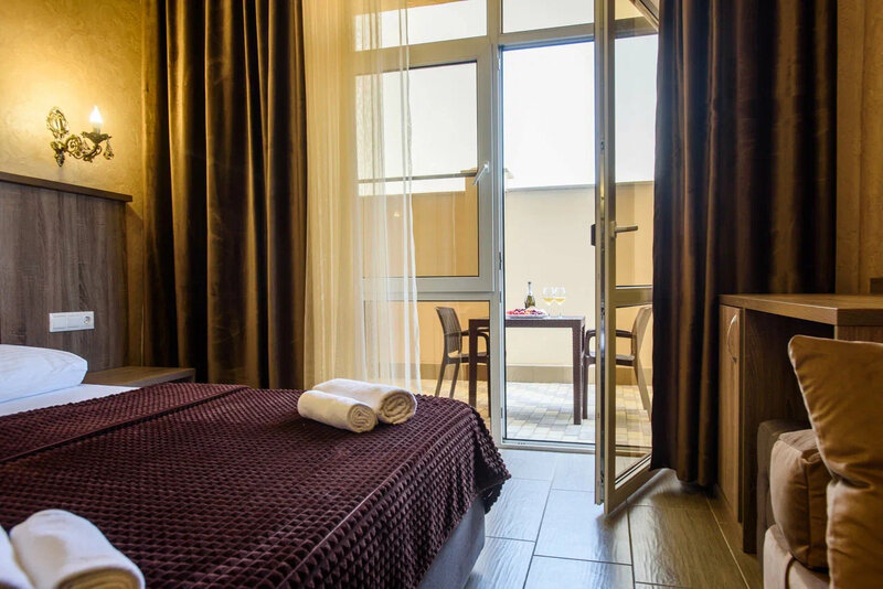 Семейный 3-местный 1-комнатный (1 этаж с патио)