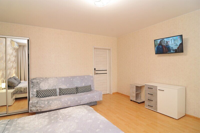 Стандартный 4-местный 1-комнатный (боковой вид на море) №8