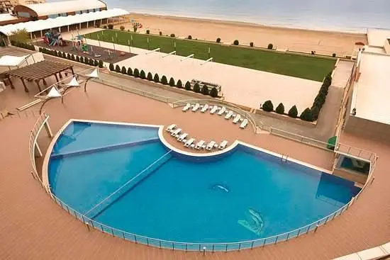 Ramada by Wyndham Baku Hotel, Бакинский экономический округ: фото 4