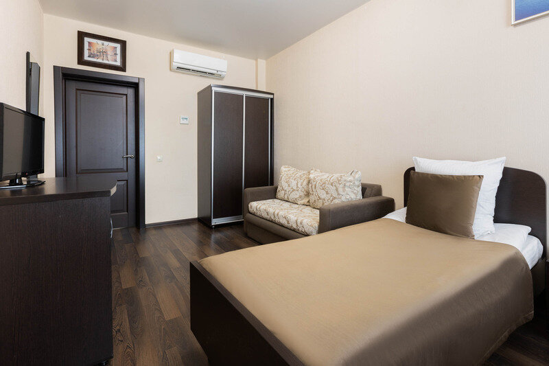 Улучшенный с балконом