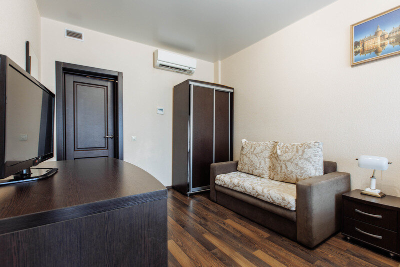 Улучшенный с балконом