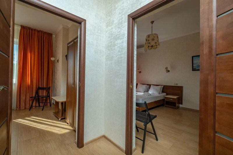 Стандартный 4-местный 2-комнатный