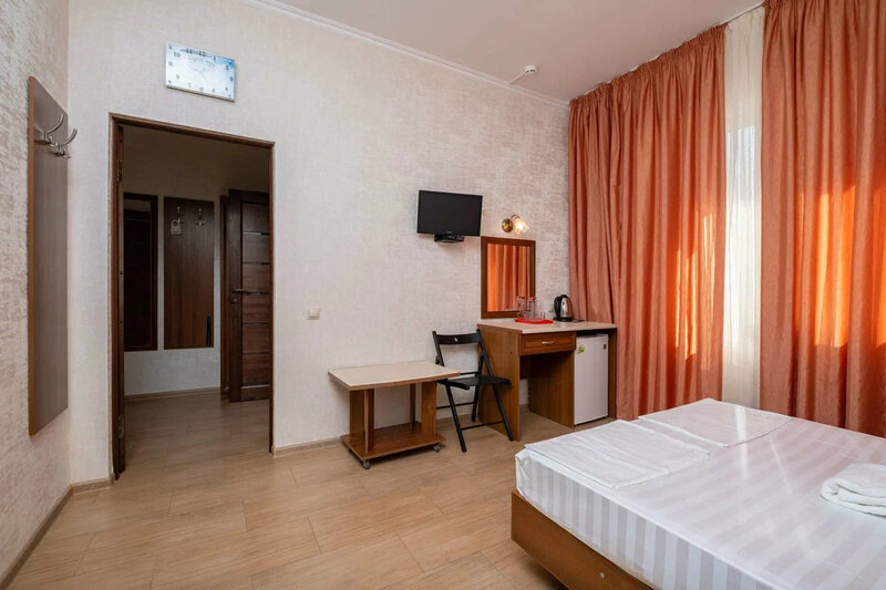 Стандартный 4-местный 2-комнатный