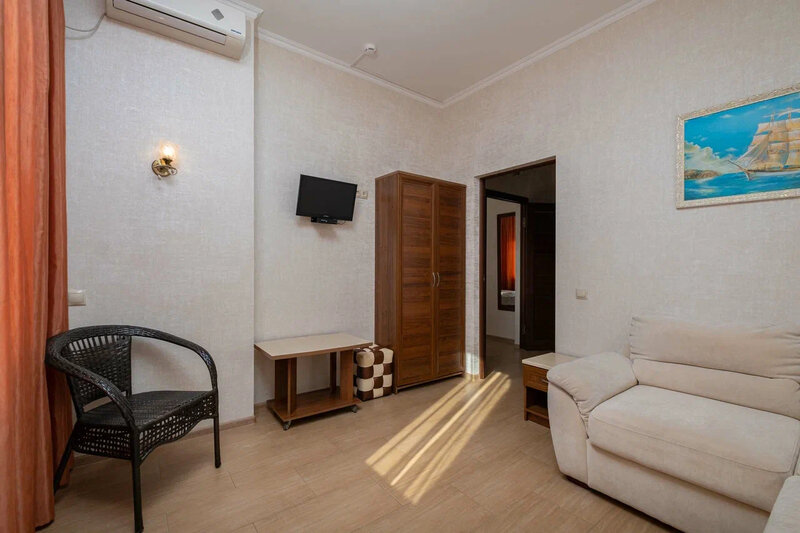 Стандартный 4-местный 2-комнатный