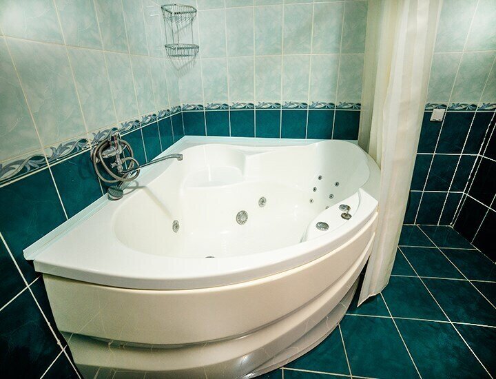 Люкс 2-местный 2-комнатный (с сауной)