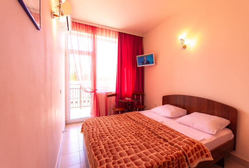 Стандартный 2-местный (с балконом)