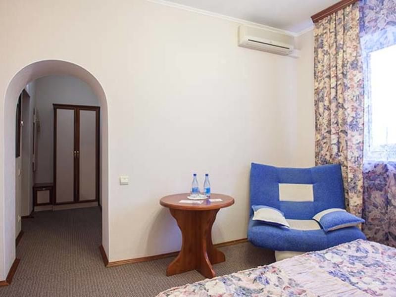 гостиница грумант тула. золотая вилка иншинка тула. иншинка спа тула сауна. тула спа комплекс. иншинка спа тула.