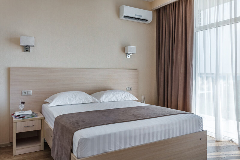 Стандартный 3-местный (вид на поселок)