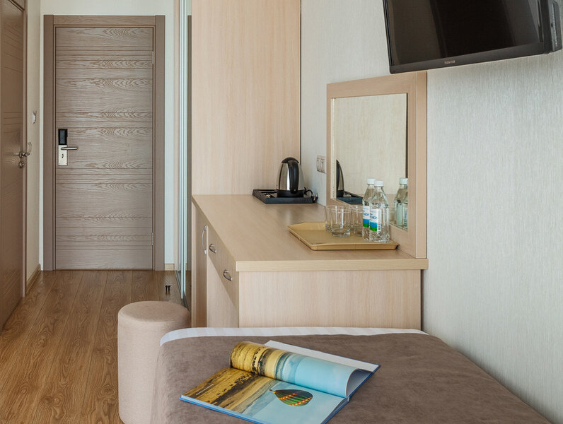 Стандартный 3-местный (вид на поселок)