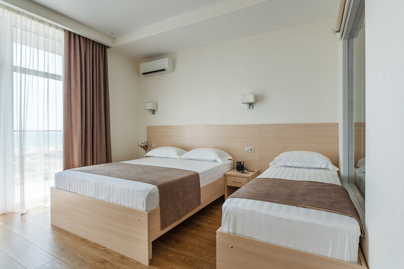 Стандартный 4-местный (вид на море)