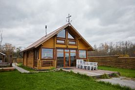 Коттедж с баней на дровах на малой территории, Дома в аренду Хитрый лис, Кондопога