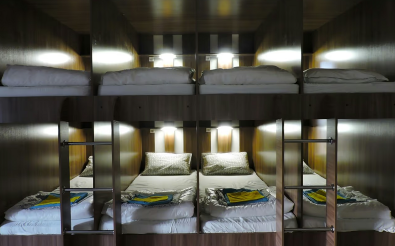 Место 12-местный (2 этаж, №7)