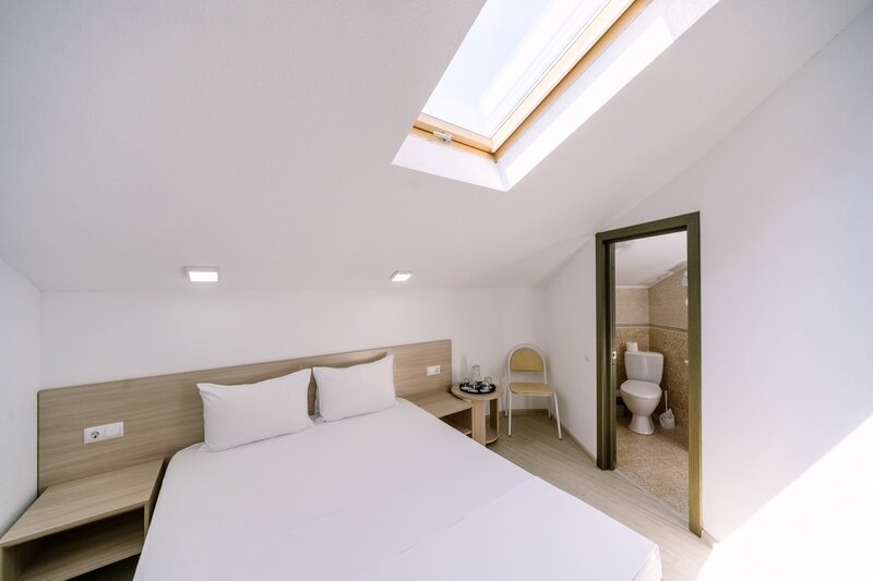 Мансардный 2-местный