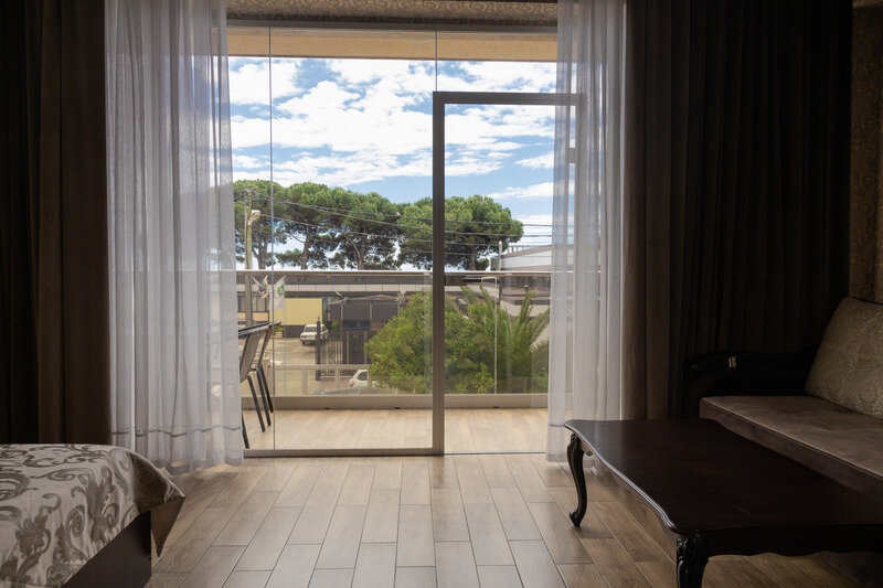 Люкс 3-местный (вид на двор)