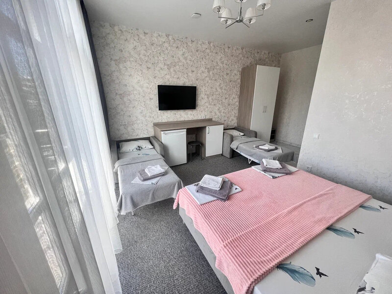 Делюкс 4-местный 1-комнатный