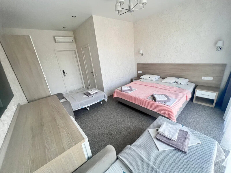 Делюкс 4-местный 1-комнатный