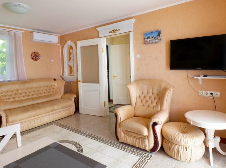 Люкс 4-местный 2-комнатный Греция