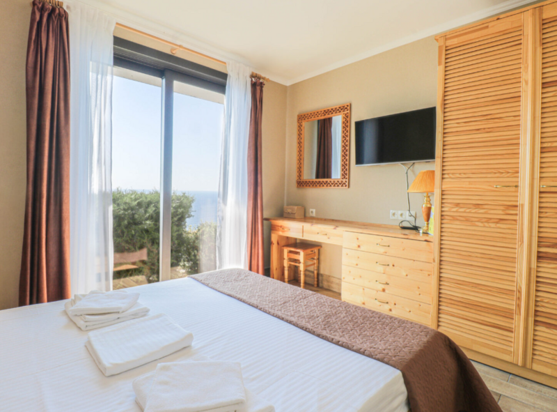 Люкс 4-местный 2-комнатный Морской