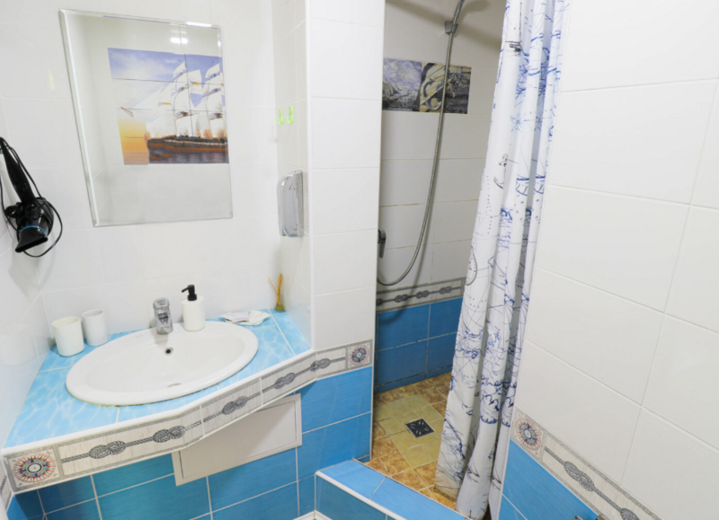 Люкс 4-местный 2-комнатный Морской