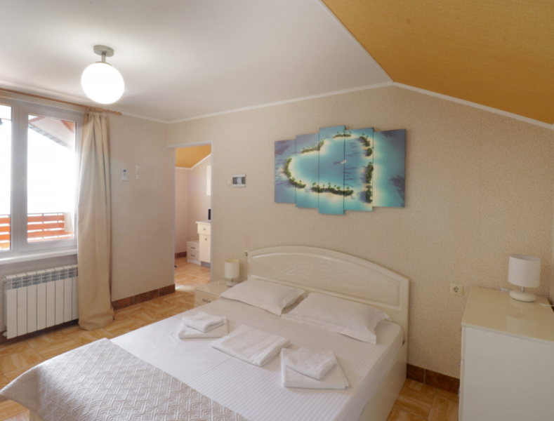 Полулюкс 3-местный 1-комнатный Жемчужина