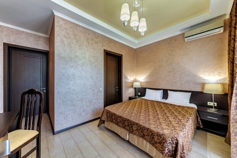 Стандартный 2-местный (с французским балконом)