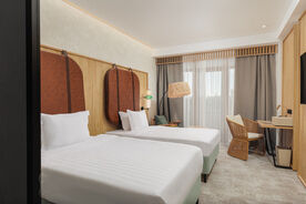 Deluxe 2-м. TWIN pool view, Отель Fюnf Luxury Resort & SPA Anapa Miracleon 5* , Анапа