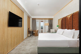 Deluxe 2-м. pool view, Отель Fюnf Luxury Resort & SPA Anapa Miracleon 5* , Анапа