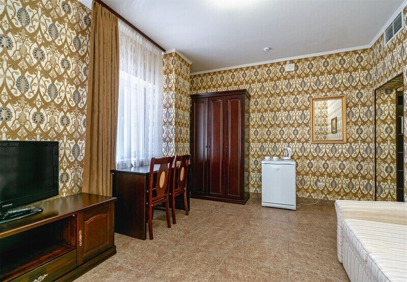 Люкс 3-местный 2-комнатный (с/без межкомнатной двери)