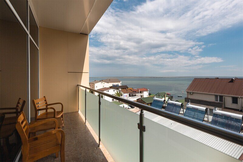 Люкс 3-местный 2-комнатный (с/без межкомнатной двери)