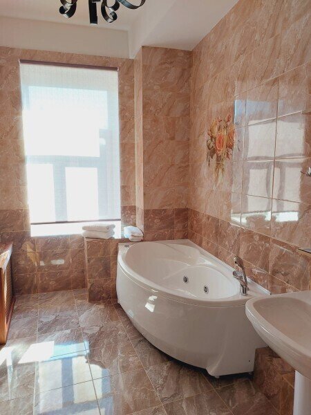 Люкс 2-местный (с балконом)