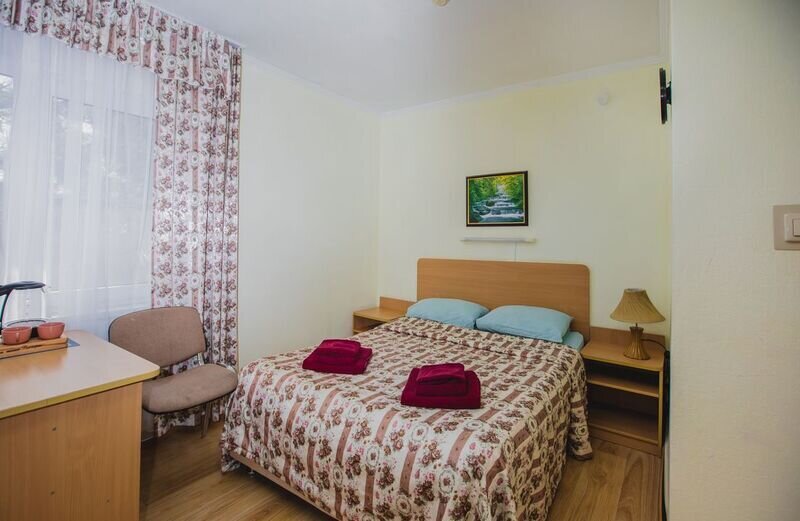 Улучшенный Семейный 2-местный (в коттедже)