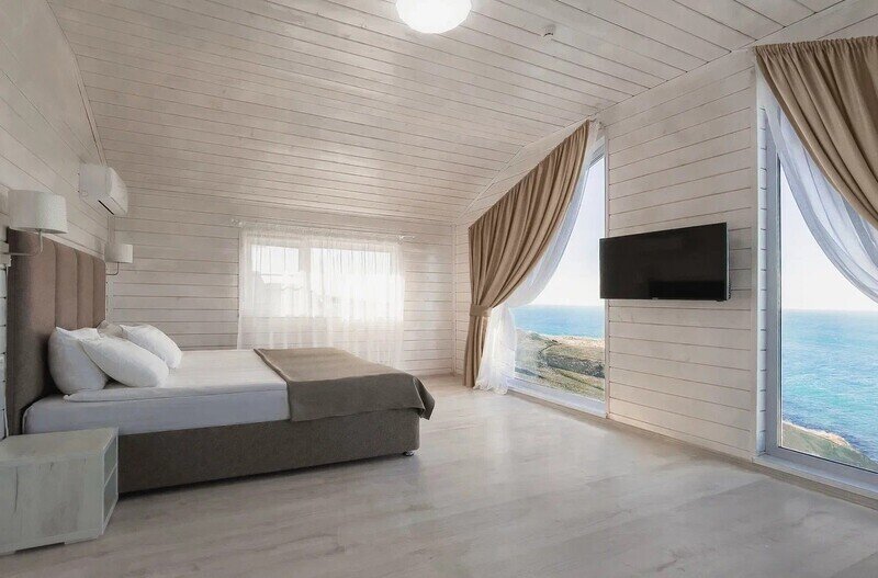 Вилла Премиум 7-местная 3-комнатная (с видом на море)